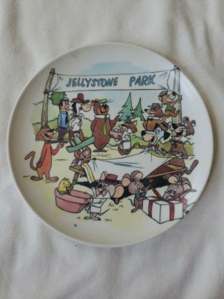 Vintage Hanna Barbera Characters Yogi Bear Jellystone Park 7 " Melmac Plate 1960s