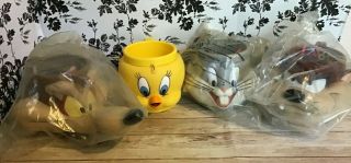 4 Vintage Looney Tunes Bugs Taz Wile Coyote Tweety Plastic Coffee Cups Mugs