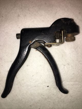 Vintage Millers Falls Pistol Grip Saw Set Tool 214