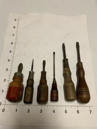 6 Vintage Small Wood Handled Flat Screw Drivers