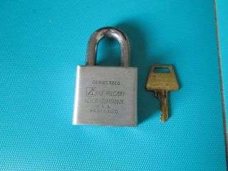 " American Lock Company Usa " Large Heavy Duty Padlock (series 5260) And Key