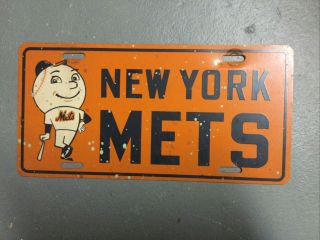 Vintage 1960’s York Mets License Plate W Mr.  Met