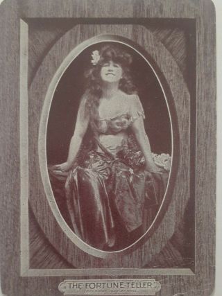 Swap Cards Vintage Ladies - One Vintage Wide Lady Named " The Fortune Teller "