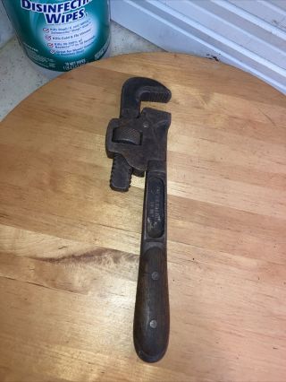 The H.  D.  Smith Co Perfect Handle 10 " Pipe Wrench Vintage
