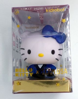Kidrobot Hello Kitty Team Usa Vinyl Mini Figure: Judo