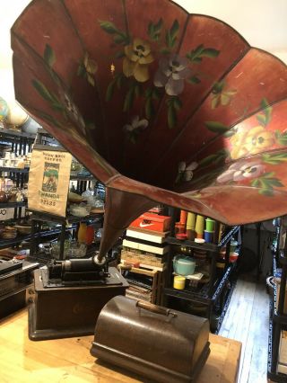 Early Antique Edison Cylinder Phonograph With Red Horn