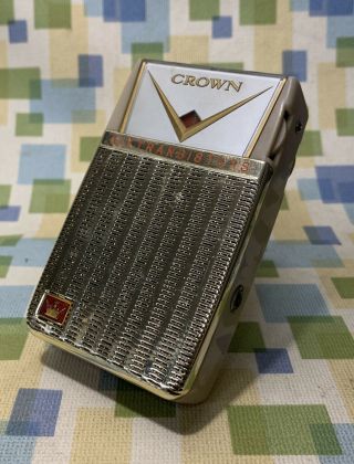 Crown Tr - 670 Transistor Radio -,  Shape,  Japan