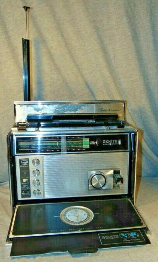 Vintage Zenith Trans Oceanic Rd7000y Radio & 1960 