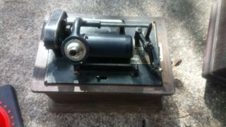 Edison Cylinder Phonograph With Case And Record