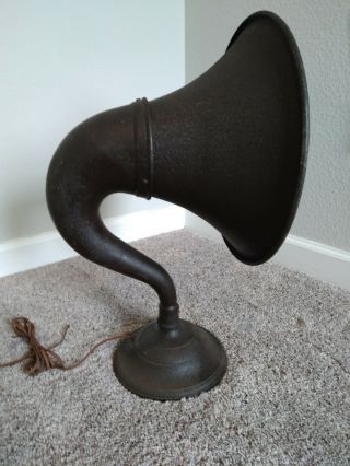 1924 Atwater Kent Type: M Horn Speaker.