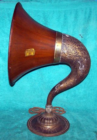 1924 - 25 Mahogany Music Master 14 " Horn Speaker Exc Cond / Finish