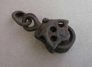 Vintage Antique Small Old Rusty Iron Double Pulley Farm Barn Tool Steampunk