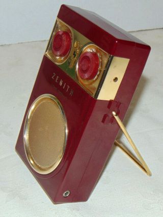 Vintage: Zenith Royal 500 D " Owl Eyes " Maroon Radio