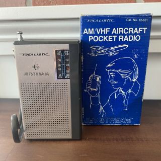 Vintage Realistic Am/vhf Aircraft Pocket Radio Model 12 - 601 With Box