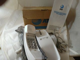 Western Electric At&t Vintage Trimline Push Button White Wall Phone Ac2p Nos