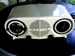 Vintage Zenith Tube Radio Bakelite Model L515 W Owl Eye