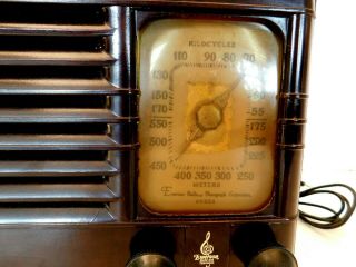 VINTAGE 1940s OLD EMERSON SNOW WHITE CHASSIS NEAR ART DECO ANTIQUE RADIO 2