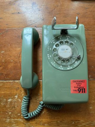 Vintage Bell Systems Western Electric Avocado Green Rotary Dial Wall Phone