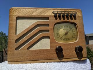 1939 Vintage Philco Tube Radio 39 - 7c Table Top,  Wood Case / Not
