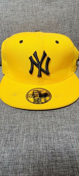 Vintage York Yankee Rare Yellow Era 5950 Fitted Hat Cap 7 3/8s