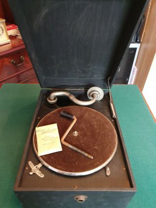Vintage Maxitone Black Portable Wind - Up Gramophone With Spare Needles, .