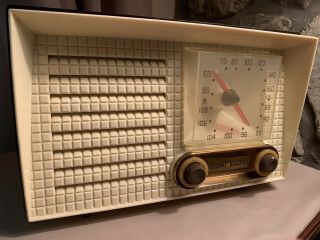 1950 Vintage Stewart Warner 9151 - A Am/fm Tube Radio -