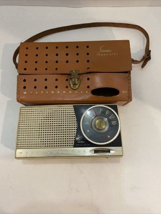 Vintage 1957 Westinghouse Transistor Radio H - 587p7 With Leather Case