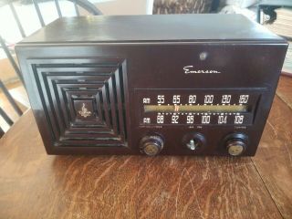 Vintage Emerson Model 659 Am/fm Tube Tabletop Radio Looks Great