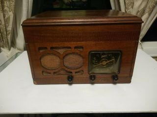 Vintage Zenith Model 5 - R - 680 Radio Record Player