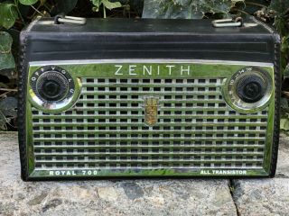 Vintage 1957 Zenith Royal 700 Transistor Radio Rare Black Case
