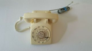 Vintage Radio Shack Rotary Dial Desk Phone Beige