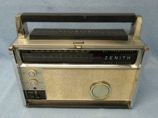 Vintage Zenith Transoceanic Royal 3000 - 1 Radio