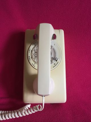 Vintage Stromberg Carlson Rotary Wall Phone Rare White Some Yellowing