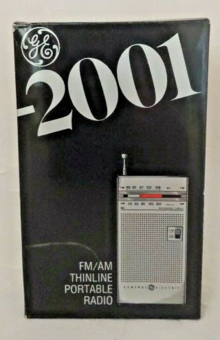 Vintage Ge Fm/am Thinline Portable Transistor Radio Model 7 - 2001 Pkg