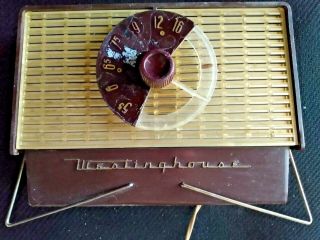 1950s Westinghouse tabletop Radio Maroon Model H417T5 ?WORKS but may 2