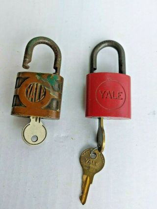 2 Vintage Yale Locks - 1 Yale & Towne Mfg Brass Padlock Lock 1 Red Yale With Keys