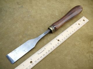 Old Woodworking tools Vintage HAW & Co.  1¼ Double Bevel wood carving chisel 3