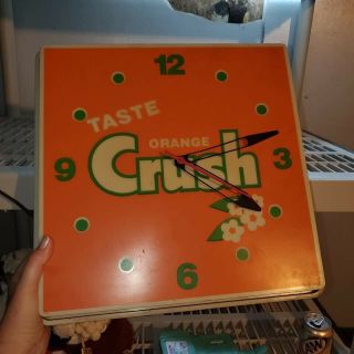 Vintage Orange Crush Soda Light Up Wall Clock 3