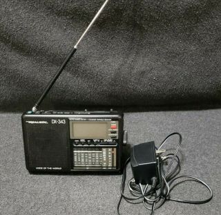 Realistic Dx - 343 Fm Stereo Portable Receiver -