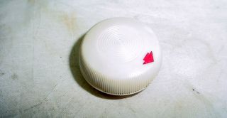 Vintage Tube Radio Domed Knob Light Cream Or White Colored Plastic Red Arrow