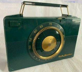 Vintage 1952 Rca Victor Tube Radio,  Model 2b403 (green),  Portable,  With Case