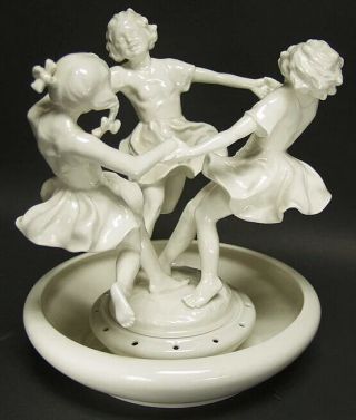 Karl Tutter Lorenz Hutschenreuther Porcelain Group Of Figures 