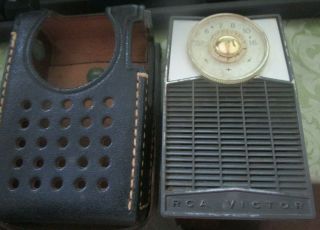 Vintage Rca Victor Pocket Radio Parts W/ Leather Holder Case