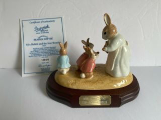 Beswick Beatrix Potter Mrs Rabbit And The Four Bunnies Tableau Figurine Base