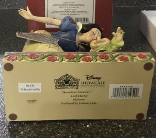 Disney Traditions Jim Shore Snow White And Dopey “Sweetest Farewell” 4043650 3