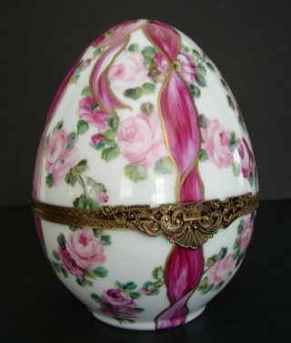 Peint Main Limoges Egg - Shaped Enamel Hinged Trinket Jewelry Box Artist Signed 6 "