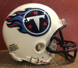 Nfl Throwback Tennessee Titans Riddell Mini Football Helmet & Facemask