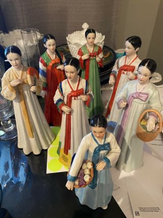 7 Royal Seoul Porcelain South Korean Figurines