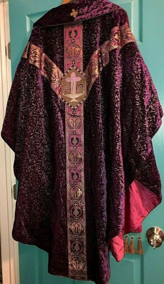 Stunning Vintage Catholic Priests Purple Velvet & Gold Brocade Chasuble & Stole