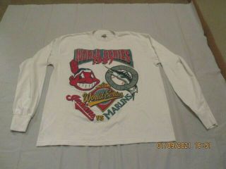 1997 Cleveland Indians Florida Marlins,  Chief Wahoo,  Long Sleeve Jersey Shirt Xl